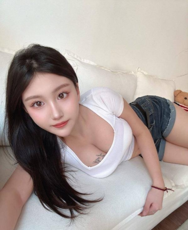 图片[2]-温柔粘人的沈彤-51约啪