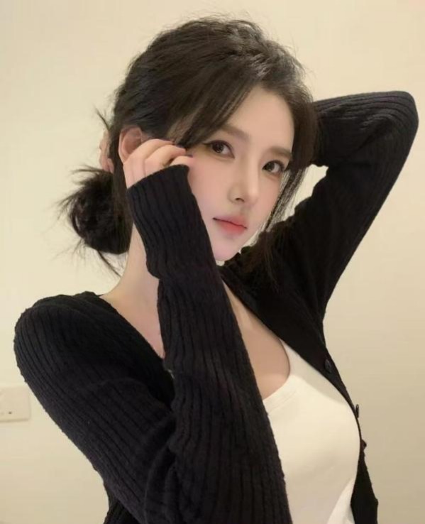 图片[4]-冷白皮大胸长腿美女-51约啪