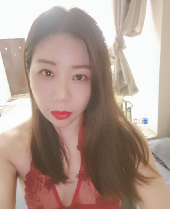 五一不放假南方骚白虎-51约啪