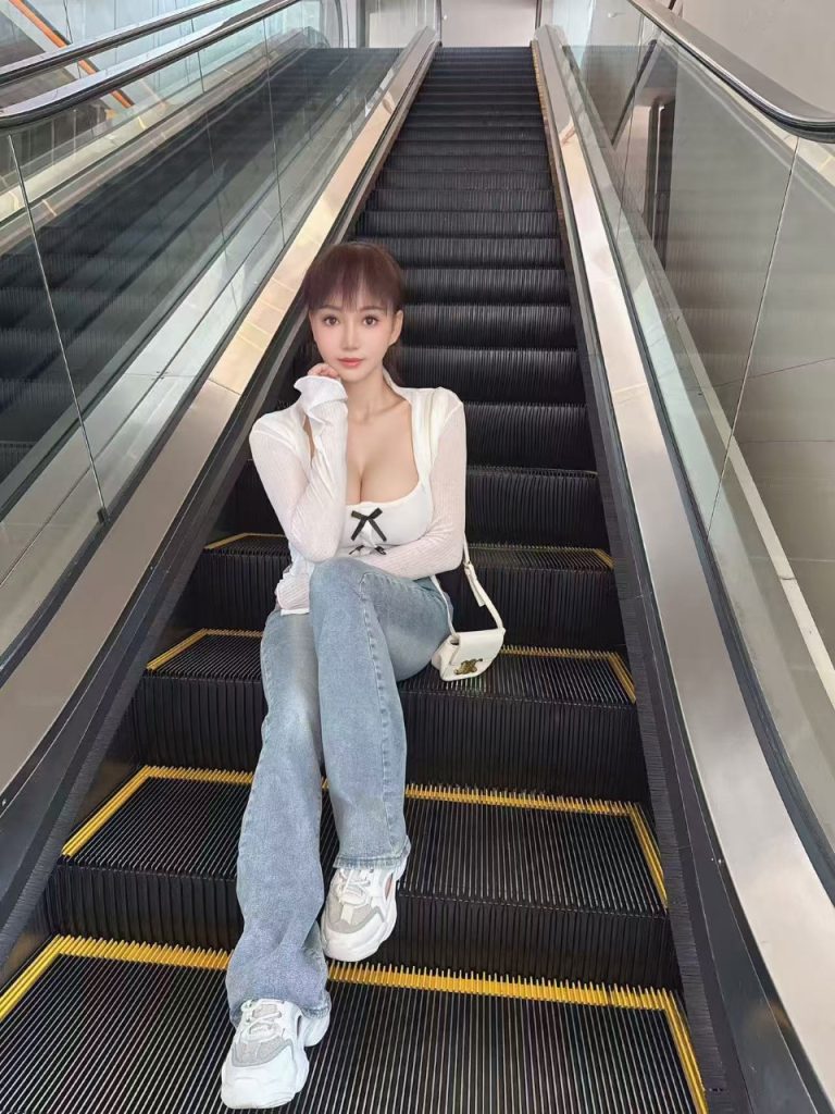 图片[2]-龙首原大胸风骚少妇-51约啪