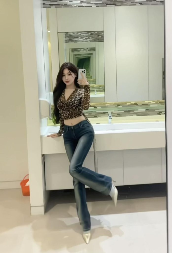 高挑大长腿服务系美女-51约啪