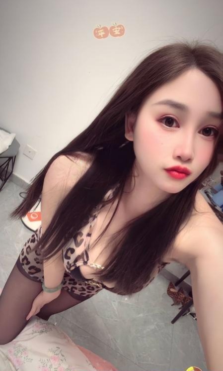 武侯大波小骚货笨笨-51约啪