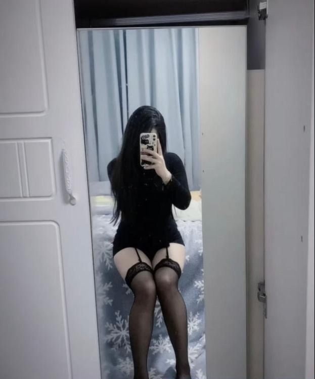 李李宝贝美女三通-51约啪