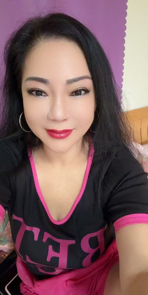 让我爽飞了的姐姐，骚逼像少女似的，原红姐-51约啪