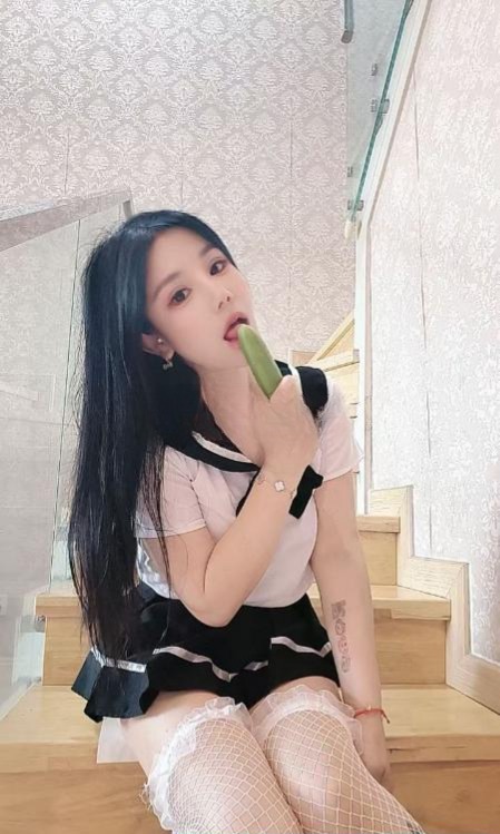 图片[3]-南站白嫩妹妹-51约啪