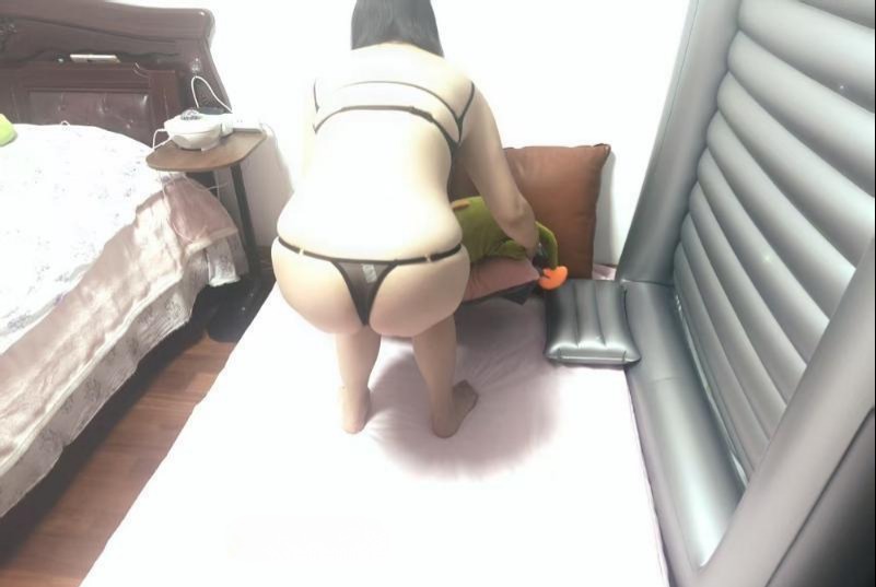 欲望满满的翘臀口活型少妇-51约啪