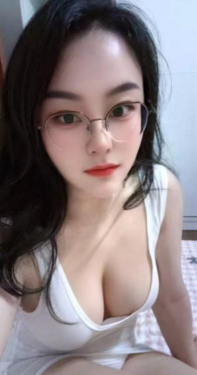 图片[3]-二刷温柔反差眼镜妹-51约啪