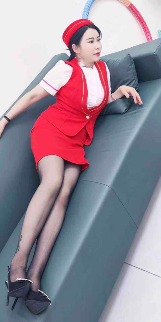 图片[2]-大胸多汁性感少妇-51约啪