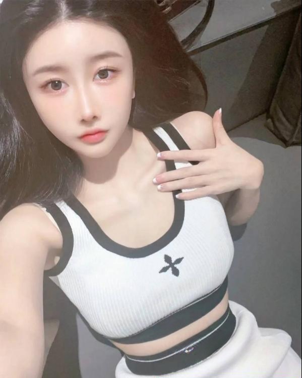 图片[3]-性感身材温柔女友小雪-51约啪