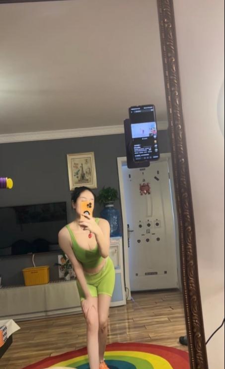 图片[4]-普陀特骚的双飞姐妹花-51约啪