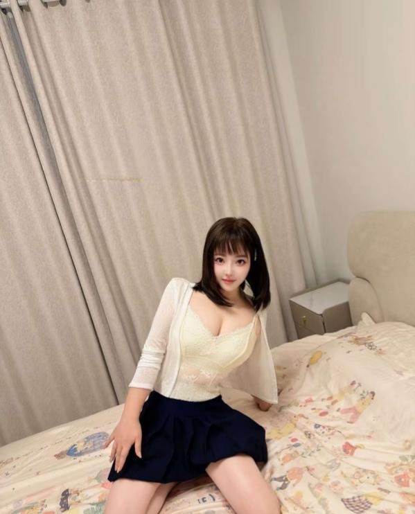 图片[4]-性感单身开朗居家骚妹-51约啪