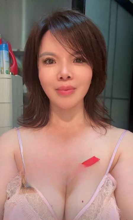 南通可三通巨乳英姐-51约啪