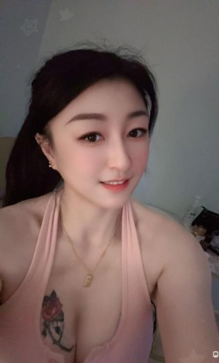 天河舌吻瑶瑶可拍AV-51约啪