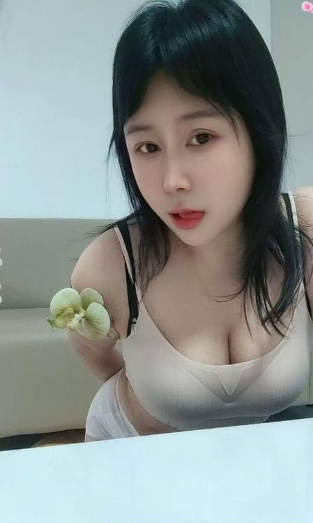 妩媚丰满撩人口活好-51约啪