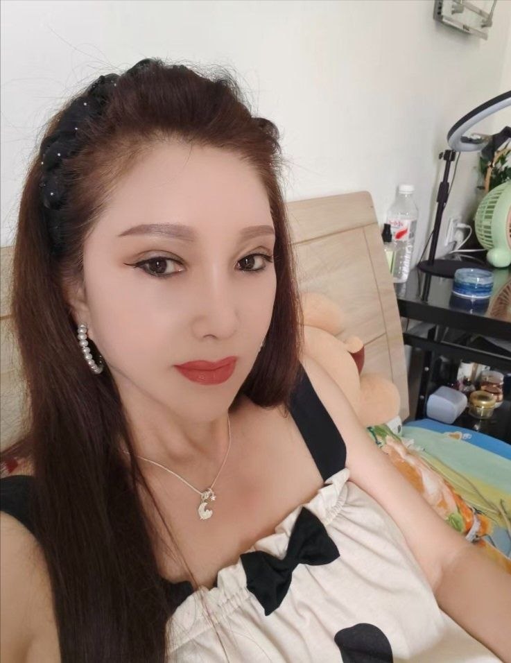 西安后卫寨骚妇泄火-51约啪