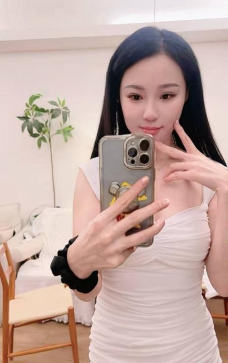 气质肤白貌美桃子-51约啪