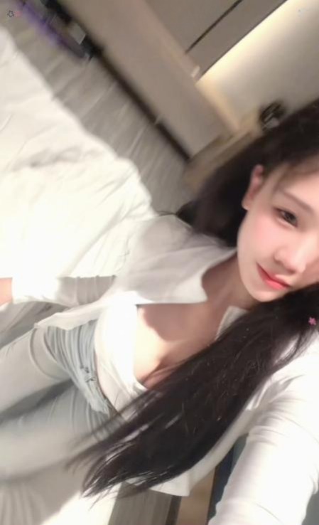 图片[2]-身材苗条性感老师-51约啪