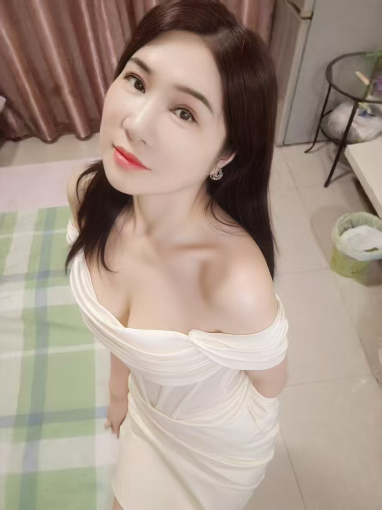 金水肤白翘臀少妇-51约啪