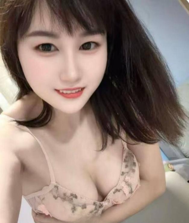 前凸后翘颜值小妹-51约啪