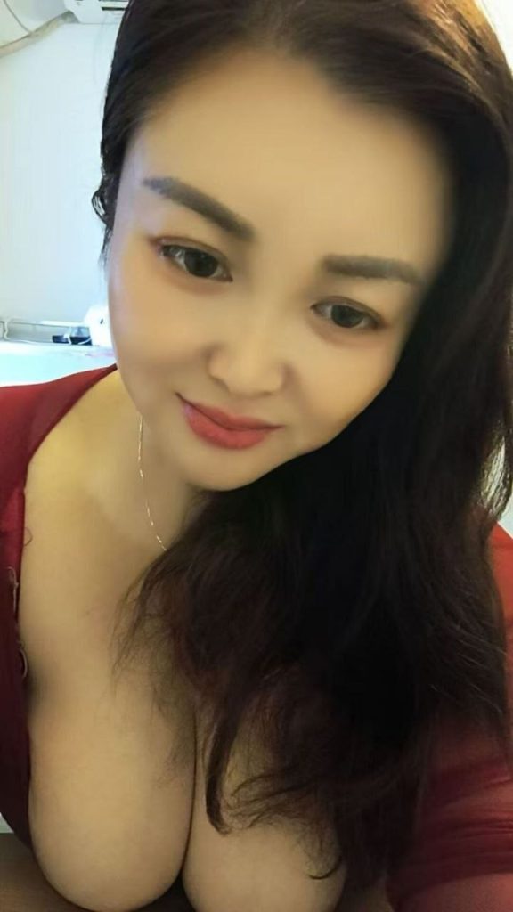 上海普陀巨乳翘臀少妇-51约啪